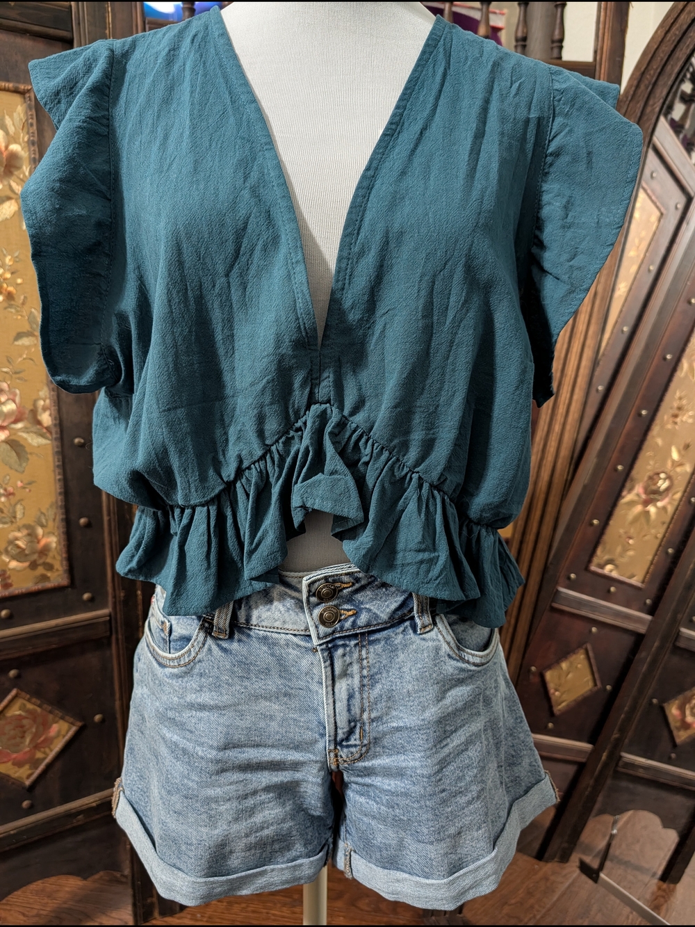 Fancyinn Teal Cotton Ruffle V-Neck Crop Top Flutter Sleeves Lightweight Size XL